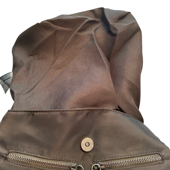 botkier warren mini backpack NWT New York Trigger Second Bite chic vibe of a spacious leather backpack with plenty of pockets to help you stay organized Botkier - Black Mini Backpack